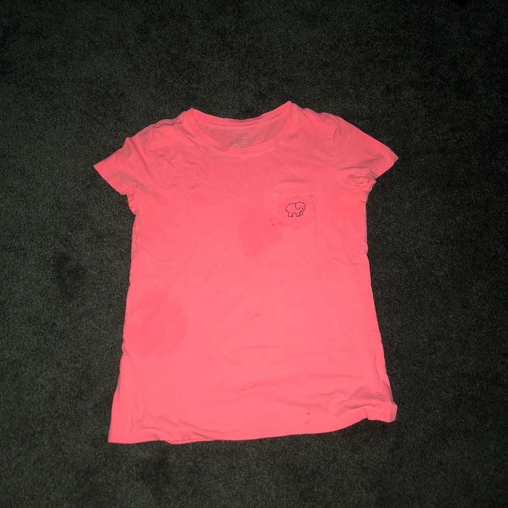 ivory ella coral t shirt - EUC